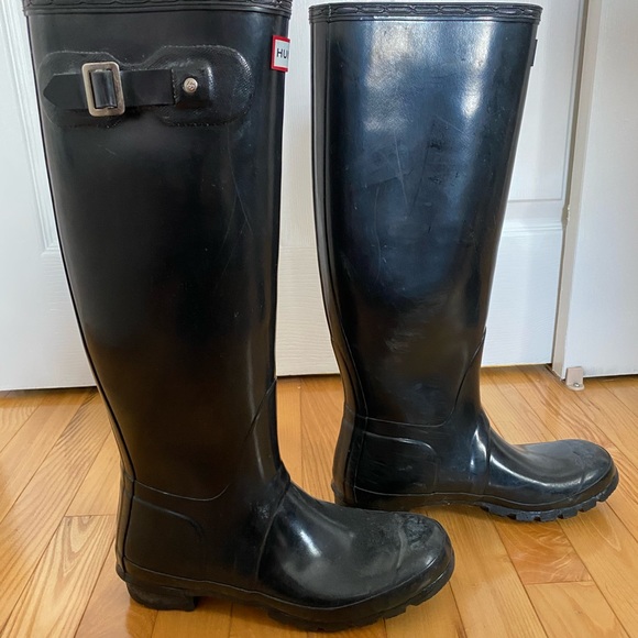 Hunter Women’s Tall Rain Boot w/ Fleece Lining - Picture 2 of 8